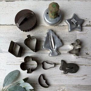 Vintage Metal Cookie Cutters (Set of 11) Christmas Tree Bunny Star Gingerbread